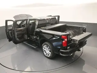 Chevrolet Silverado 1500 2023 4x4 High Country 4dr Crew Cab 5,8 ft. SB