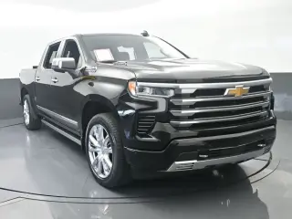 Chevrolet Silverado 1500 2023 4x4 High Country 4dr Crew Cab 5,8 ft. SB