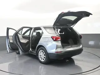 Chevrolet Equinox 2024 LS 4p SUV con 1LS