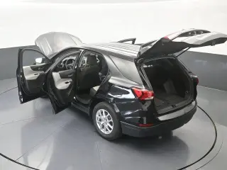 Chevrolet Equinox 2023 LS 4p SUV con 1LS