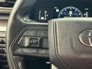 Toyota Tacoma 2024 4x2 SR5 4p Doble Cabina 5,0 pies CB