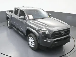 Toyota Tacoma 2024 4x2 SR5 4p Doble Cabina 5,0 pies CB