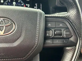 Toyota Tacoma 2024 4x2 SR5 4p Doble Cabina 5.0 pies CB