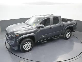 Toyota Tacoma 2024 4x2 SR5 4p Doble Cabina 5.0 pies CB