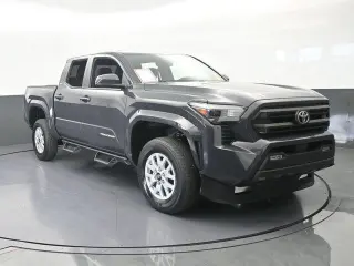 Toyota Tacoma 2024 4x2 SR5 4p Doble Cabina 5.0 pies CB