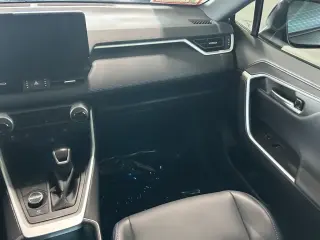 Toyota RAV4 Hybrid 2025 AWD XSE 4p SUV
