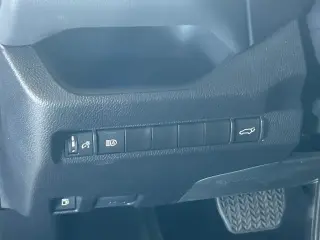 Toyota RAV4 Hybrid 2025 AWD XSE 4p SUV