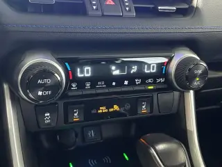 Toyota RAV4 Hybrid 2025 AWD XSE 4p SUV