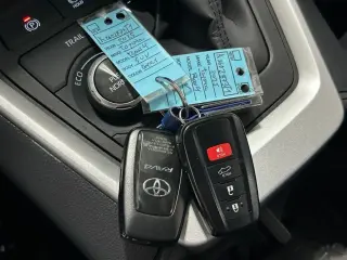 Toyota RAV4 Hybrid 2025 AWD XSE 4p SUV