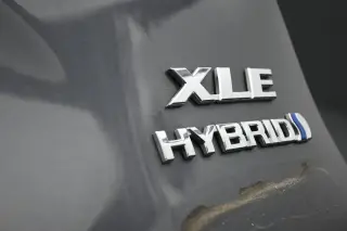 Toyota RAV4 Hybrid 2024 AWD XLE 4p SUV