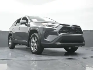 Toyota RAV4 Hybrid 2024 AWD XLE 4p SUV