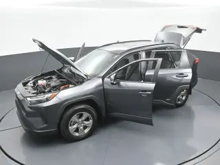 Toyota RAV4 Hybrid 2024 AWD XLE 4p SUV