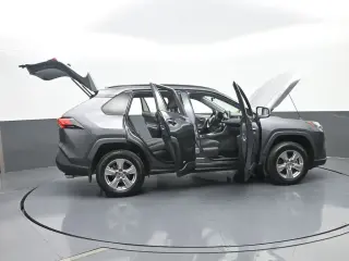 Toyota RAV4 Hybrid 2024 AWD XLE 4p SUV