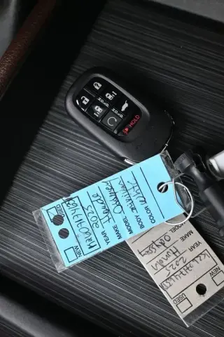Honda Odyssey 2025 Elite 4p Mini-Van