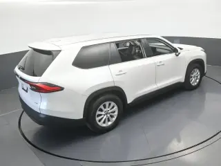 Toyota Grand Highlander 2024 XLE 4p SUV