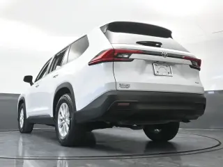 Toyota Grand Highlander 2024 XLE 4p SUV
