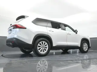 Toyota Grand Highlander 2024 XLE 4p SUV