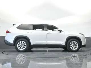 Toyota Grand Highlander 2024 XLE 4p SUV