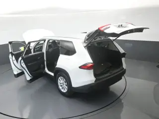 Toyota Grand Highlander 2024 XLE 4p SUV