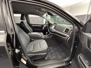Toyota Highlander 2019 LE 4p SUV (3.5L V6)