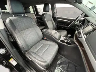 Toyota Highlander 2019 LE 4p SUV (3.5L V6)