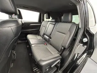 Toyota Highlander 2019 LE 4p SUV (3.5L V6)