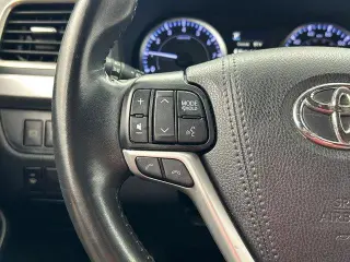 Toyota Highlander 2019 LE 4p SUV (3.5L V6)