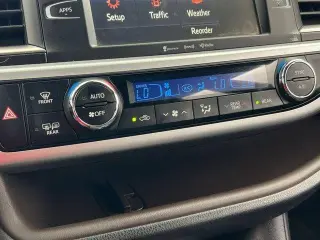 Toyota Highlander 2019 LE 4p SUV (3.5L V6)