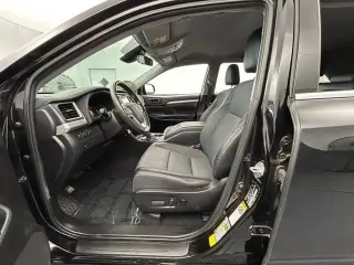 Toyota Highlander 2019 LE 4p SUV (3.5L V6)