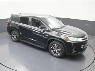 Toyota Highlander 2019 LE 4p SUV (3.5L V6)