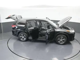 Toyota Highlander 2019 LE 4p SUV (3.5L V6)
