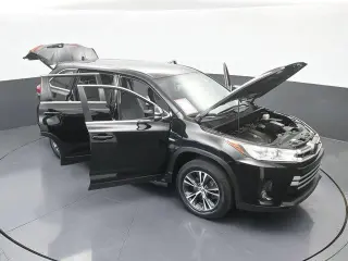 Toyota Highlander 2019 LE 4p SUV (3.5L V6)