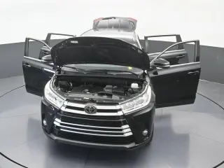 Toyota Highlander 2019 LE 4p SUV (3.5L V6)