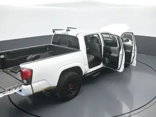 Toyota Tacoma 2020 4x2 SR5 4p Cab Doble 5.0 ft SB