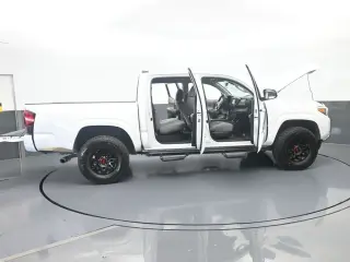 Toyota Tacoma 2020 4x2 SR5 4p Cab Doble 5.0 ft SB