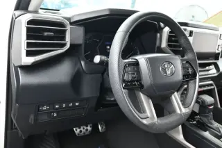 Toyota Tundra 2024 4x4 SR5 4p Cab Pickup SB