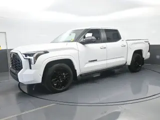 Toyota Tundra 2024 4x4 SR5 4p Cab Pickup SB