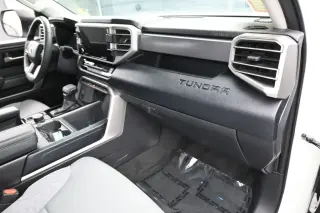 Toyota Tundra 2024 4x4 SR5 4p Cab Pickup SB
