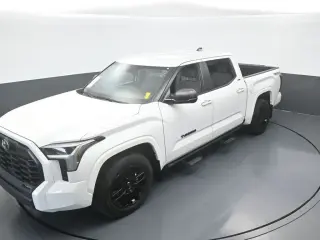 Toyota Tundra 2024 4x4 SR5 4p Cab Pickup SB