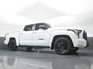 Toyota Tundra 2024 4x4 SR5 4p Cab Pickup SB