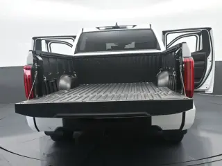 Toyota Tundra 2024 4x4 SR5 4p Cab Pickup SB