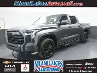 Toyota Tundra 2025 4x4 SR5 4p CrewMax Cabina Pickup SB