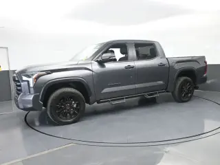 Toyota Tundra 2025 4x4 SR5 4p CrewMax Cabina Pickup SB