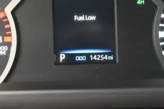 Toyota Tundra 2025 4x4 SR5 4p CrewMax Cabina Pickup SB