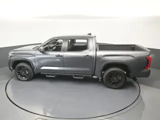 Toyota Tundra 2025 4x4 SR5 4p CrewMax Cabina Pickup SB