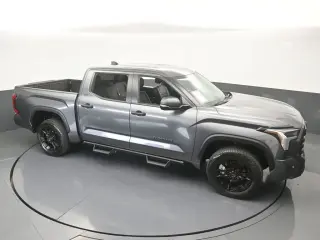 Toyota Tundra 2025 4x4 SR5 4p CrewMax Cabina Pickup SB