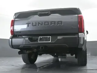 Toyota Tundra 2025 4x4 SR5 4p CrewMax Cabina Pickup SB