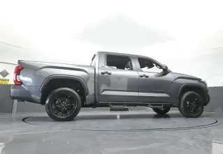 Toyota Tundra 2025 4x4 SR5 4p CrewMax Cabina Pickup SB