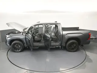 Toyota Tundra 2025 4x4 SR5 4p CrewMax Cabina Pickup SB