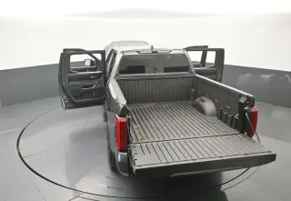Toyota Tundra 2025 4x4 SR5 4p CrewMax Cabina Pickup SB